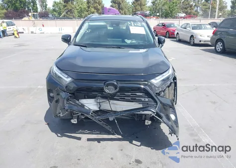 2022 Toyota Rav4 Xle Premium из США, поврежденный, VIN 2T3C1RFV9NC204172